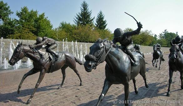 lexingtonkyhorsesculptu-1.jpg